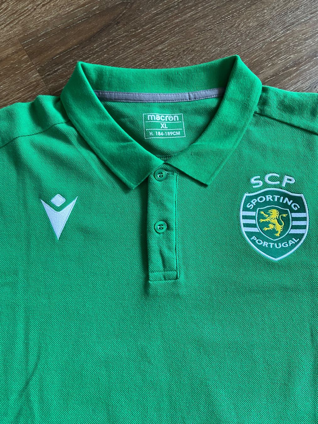 Leibchen & Hosen: Sporting Lissabon Polo Gr. XL – Gebraucht aus Muttenz von bargain_hunter 1