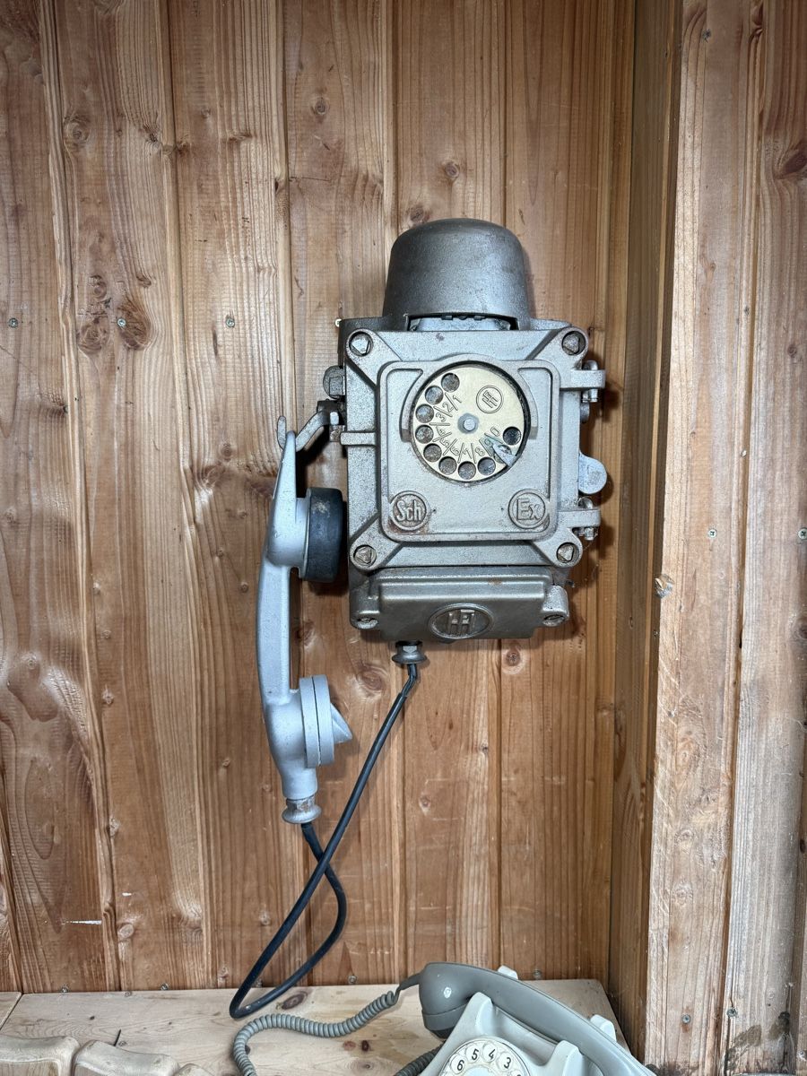 Telefoni: Bahntelefon antik altes Telefon – Usato da Boswil venduto da sensei01