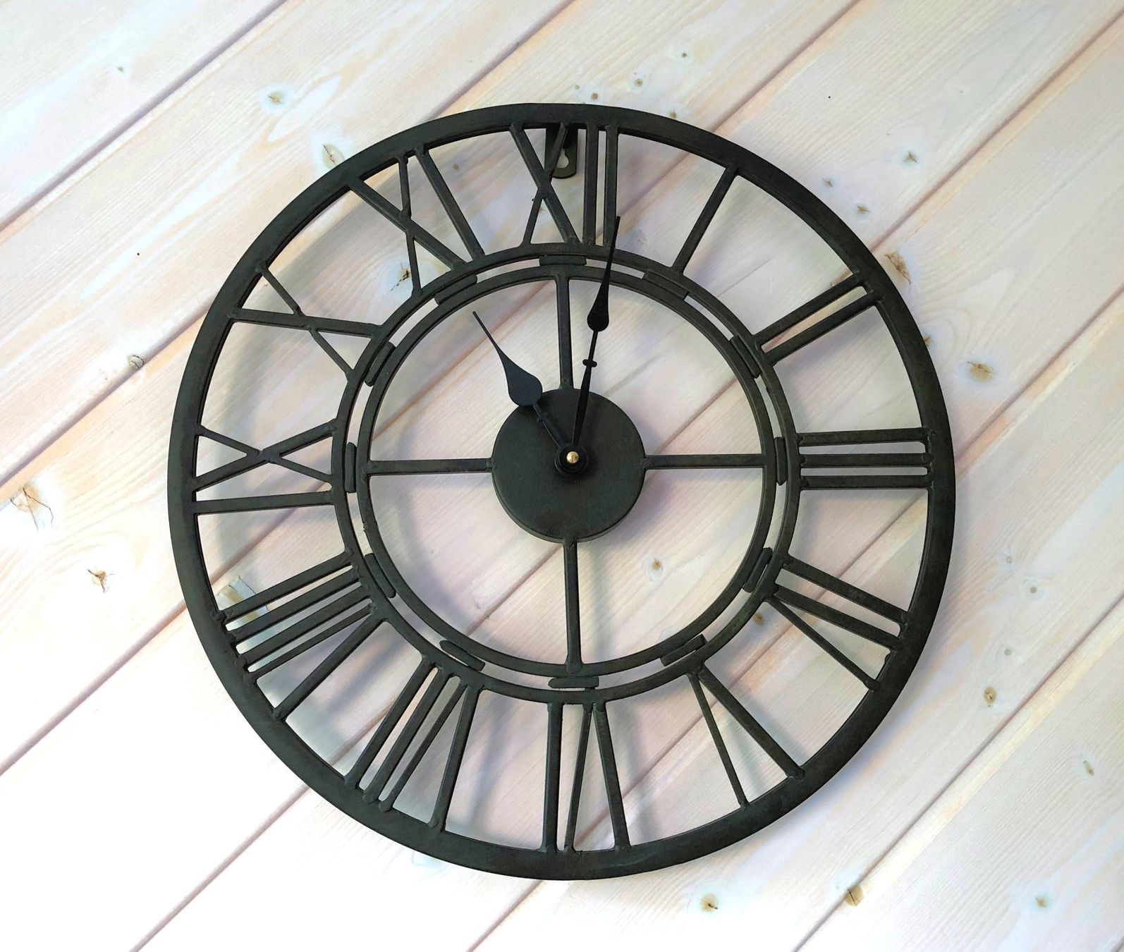 Orologi: Wanduhr – Usato da Rüti ZH venduto da Jasna89