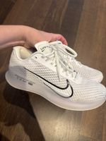 Nike VaporX 11 37.5 tennis court sneakers