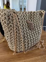 NEUE exklusive sandfarbene Crochet Handtasche (Handmade)