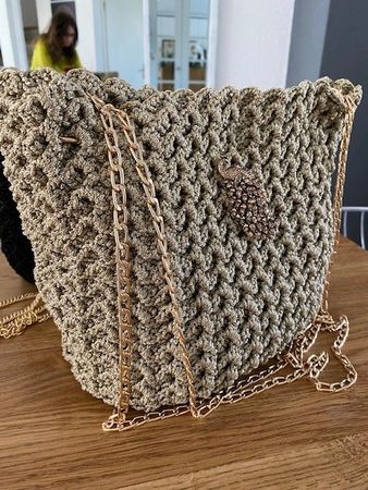 NEUE exklusive sandfarbene Crochet Handtasche (Handmade)
