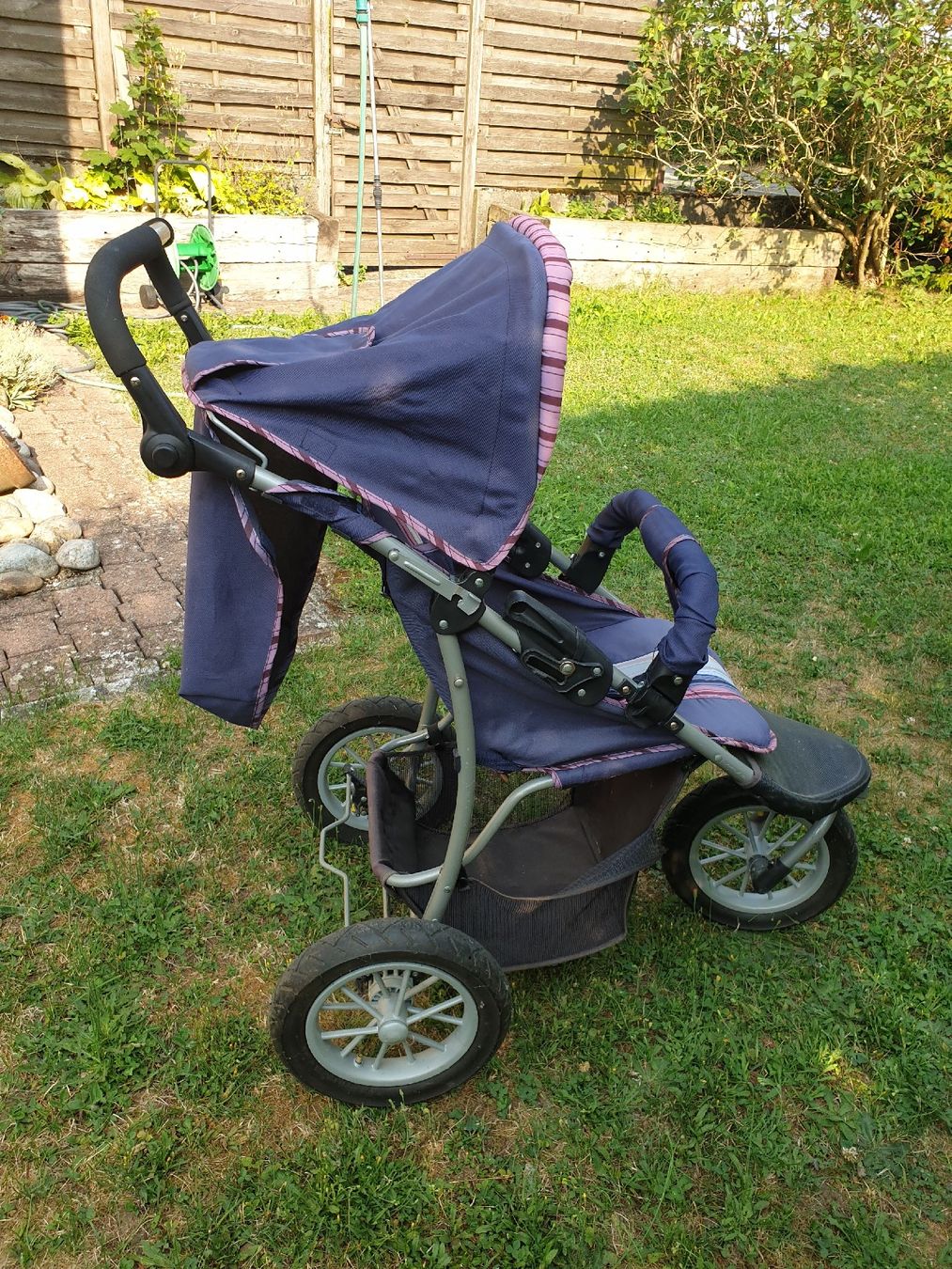 Carrozzine: Gut erhaltener Kinderwagen / Buggy  – Usato da Attiswil venduto da beautystone 2