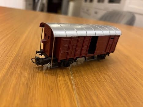 Märklin Modellini di ferrovie: Wagon Märklin chocolat  – Usato da Orbe venduto da car_8grw 2