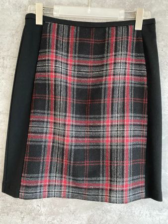 Trendiger Herbst-Winterjupe,Gr.36,schwarz/rot/grau kariert