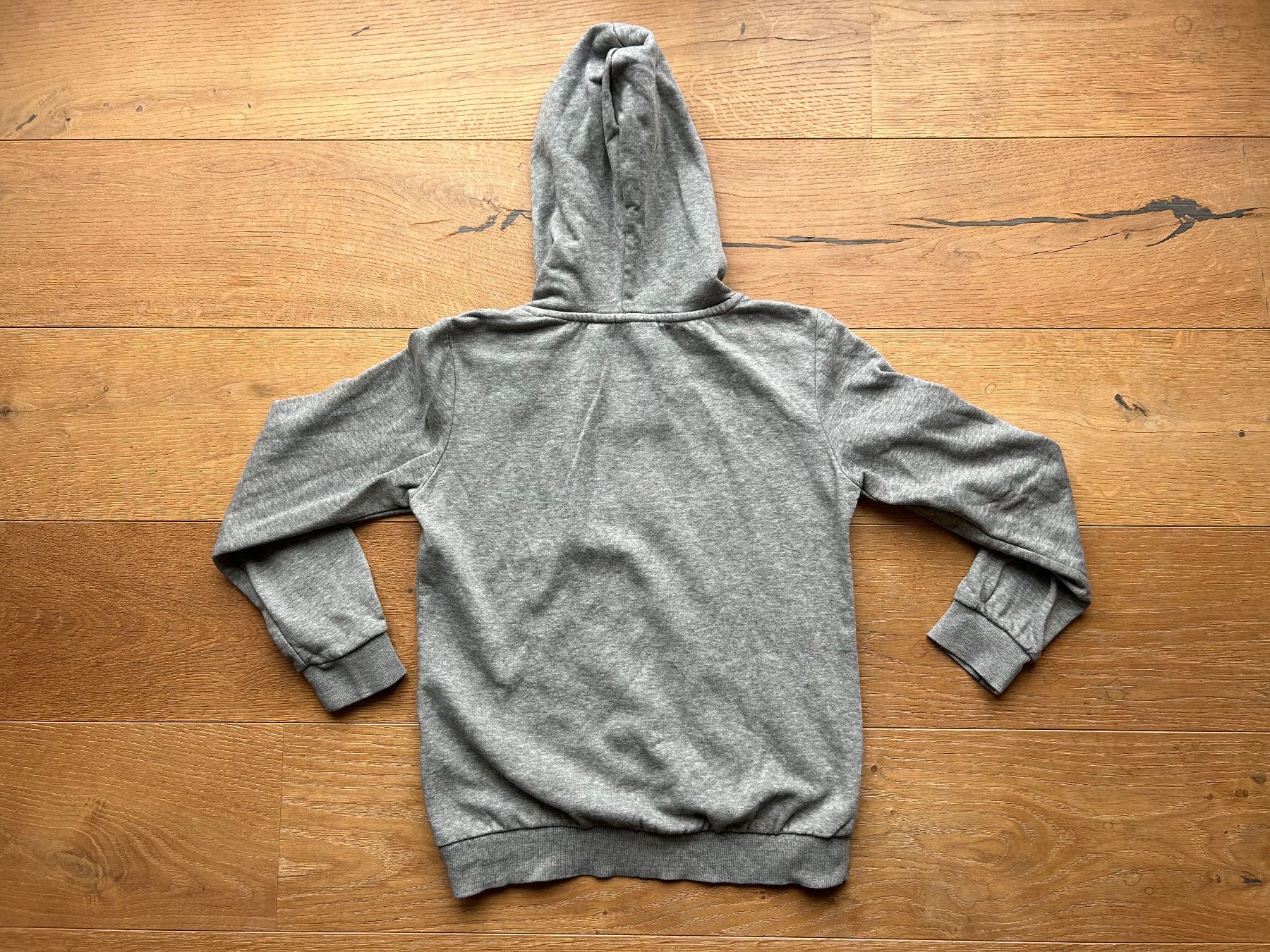 Maglioni & Felpe: Kinder- Pullover ALIVE grau 146 – Usato da Grub AR venduto da DukeStatham 3