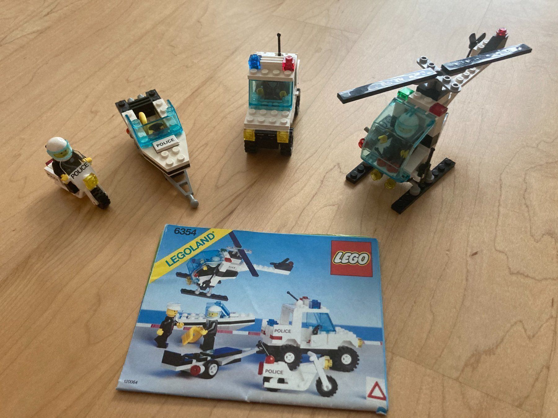 Lego Baukästen: Lego 6354 Polizeiteam mit Hubschrauber – Gebraucht aus Flawil von savoypremium