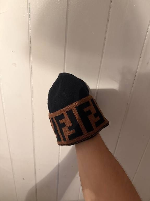 Hüte, Mützen & Caps: Fendi Mütze – Gebraucht aus Safnern von Avalona_07 1