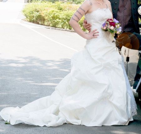 Wunderschönes Hochzeitskleid