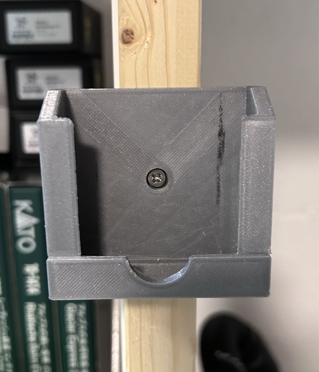 Esu Modellini di ferrovie: ESU Cab Mobile Controller + Wand Holder – Usato da Torricella venduto da SwissTCGCard 1