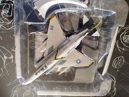 Avion F-4 Phantom II VF-83 Modèle réduit - Collection!1/100