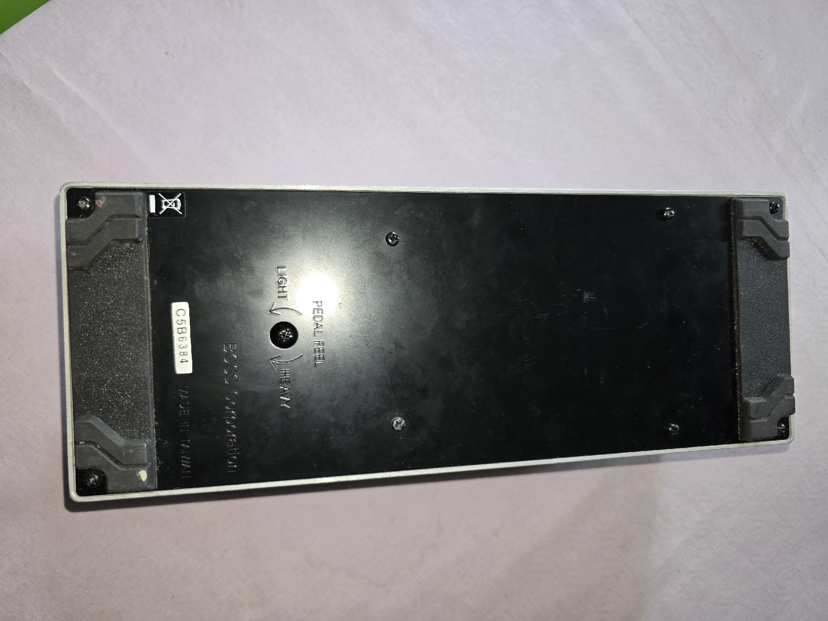 Boss Strumenti musicali: BOSS VOLUME PEDAL FV 500L – Usato da Zürich venduto da Antiquedealer 4