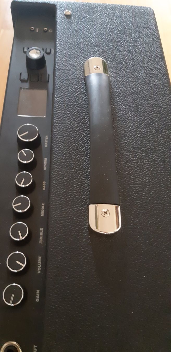 Fender Amplificatori: Fender GTX 100 Verstärker – Nuovo (secondo la descrizione) da Luzern venduto da pirovino73 2