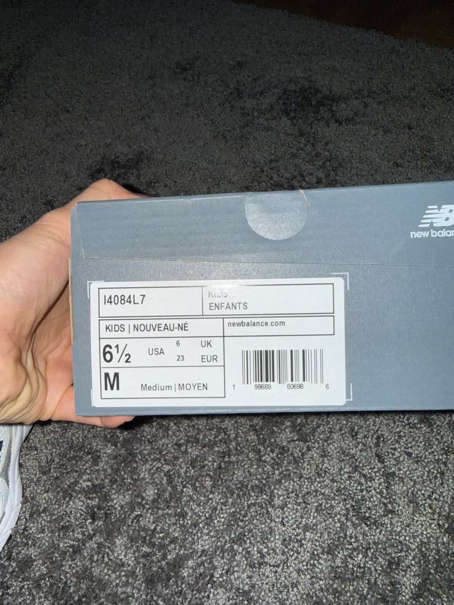 New Balance Schuhe für Jungen: Kinderschuhe New Balance – Neu und originalverpackt aus Oberglatt ZH von sam_vs55 2