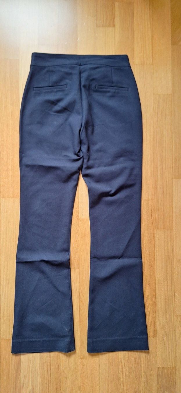 Morgan Pantaloni: Morgan, pantalon marine – Nuovo e nell'imballaggio originale da Lussery-Villars venduto da pousinete02 2