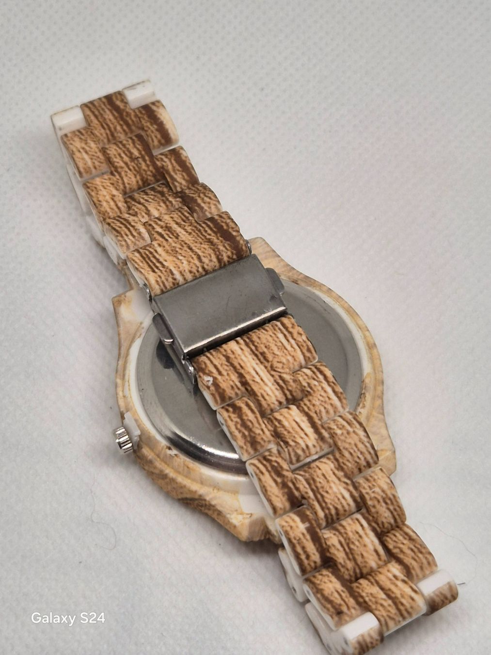 Orologi: Holzfarbene Kunststoff-Armbanduhr, einzigartiger Stil! – Nuovo (secondo la descrizione) da Losone venduto da bal_gfp6 6