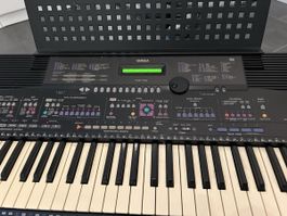 Yamaha PSR-1700 Keyboard - Ideal für Einsteiger! Top