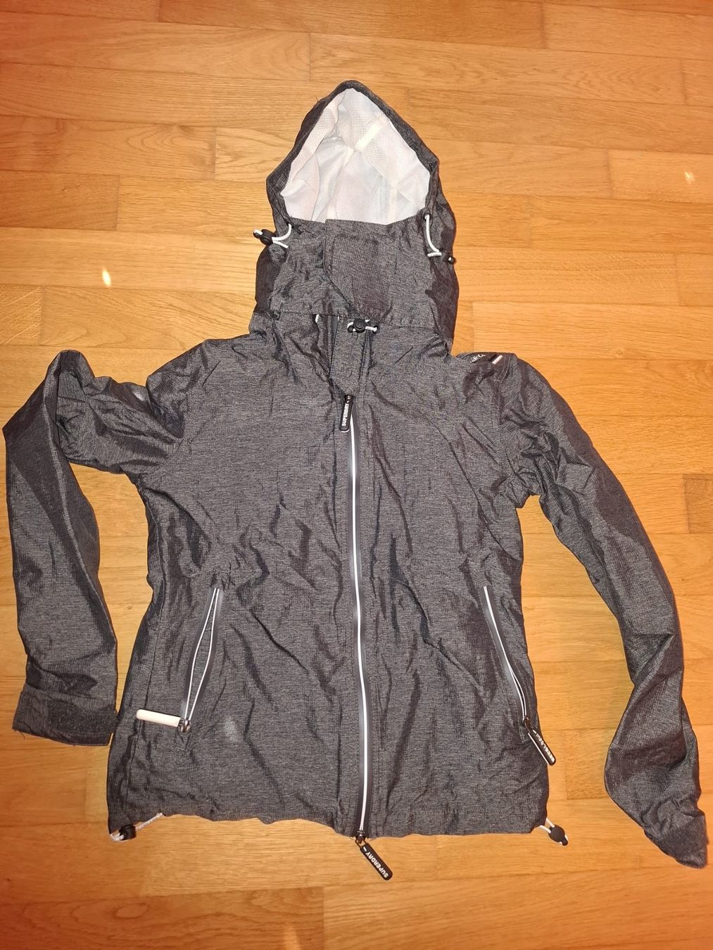 Superdry Giacche: Superdry Gr XS – Usato da Sursee venduto da Ventiduese