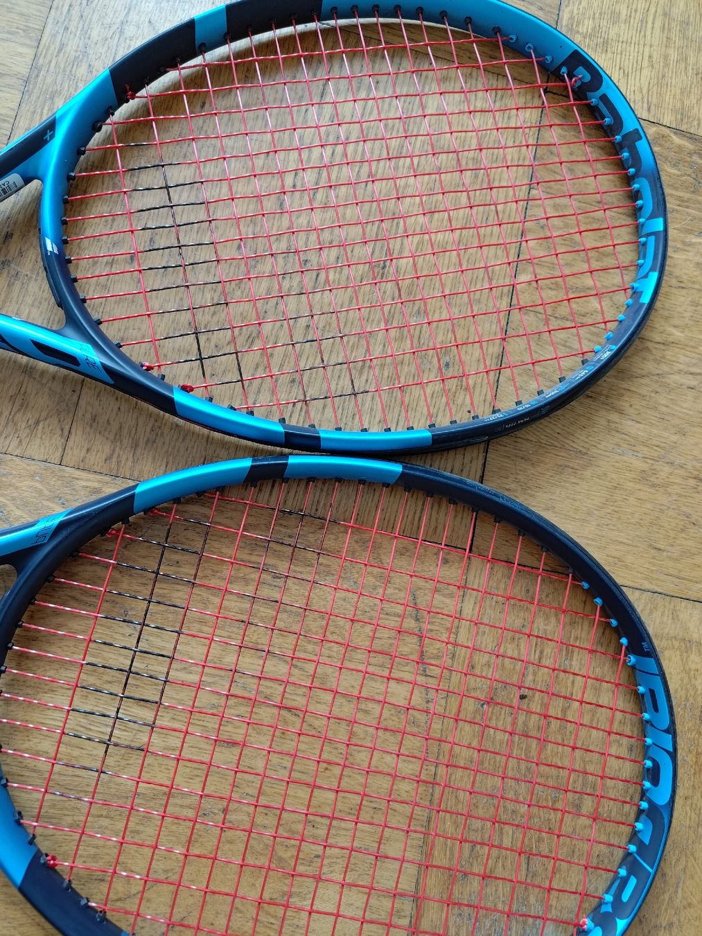 Babolat Schläger: 2x Babolat Pure Drive Plus bespannt – Gebraucht aus Aarau von Leopard_Dog 2