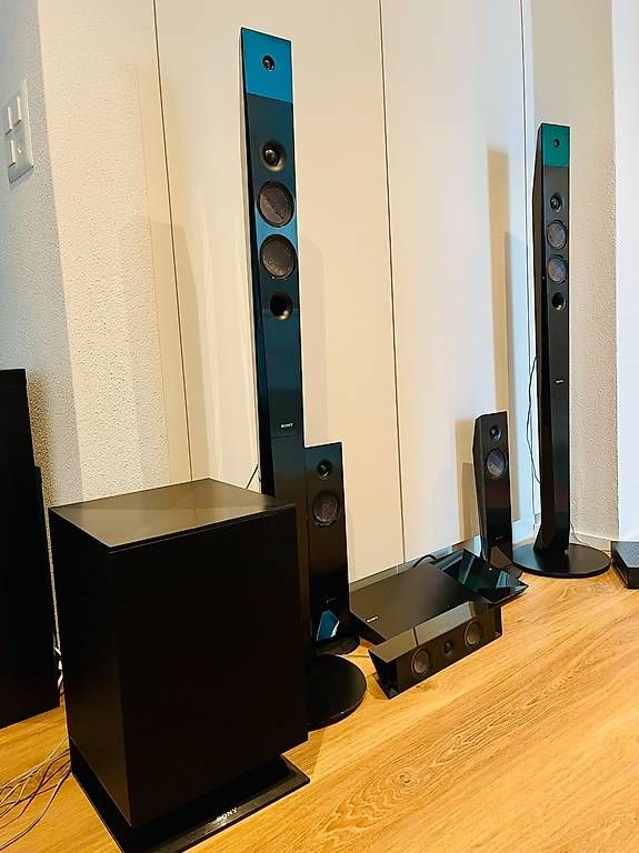 Sony Home Cinema: Sony BDV-N8100W Blu-ray Disc/DVD Heimkinosystem – Usato da Zürich venduto da molossus 2
