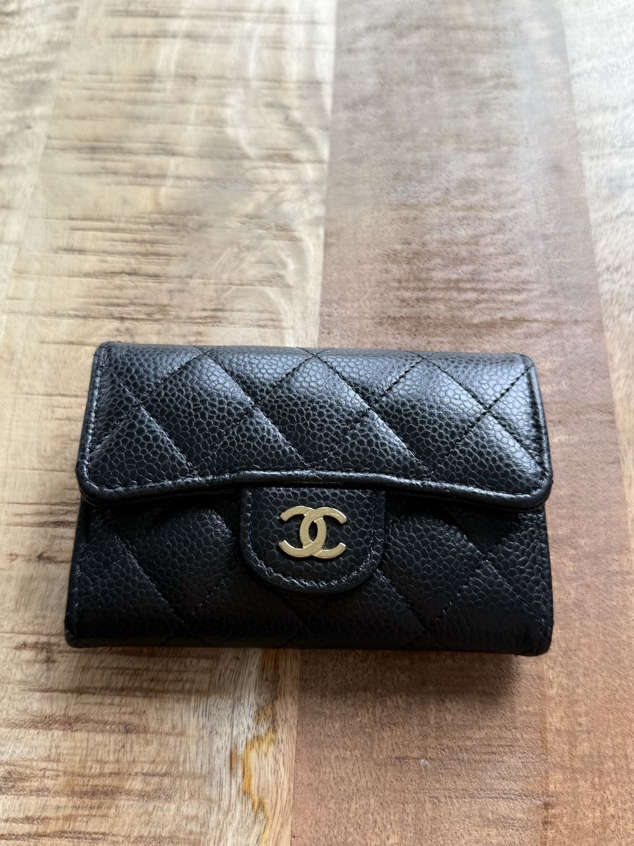 Chanel Portafogli: Chanel Card Holder Wallet Black Caviar Leather – Nuovo (secondo la descrizione) da Hünenberg See venduto da wal_9hgn