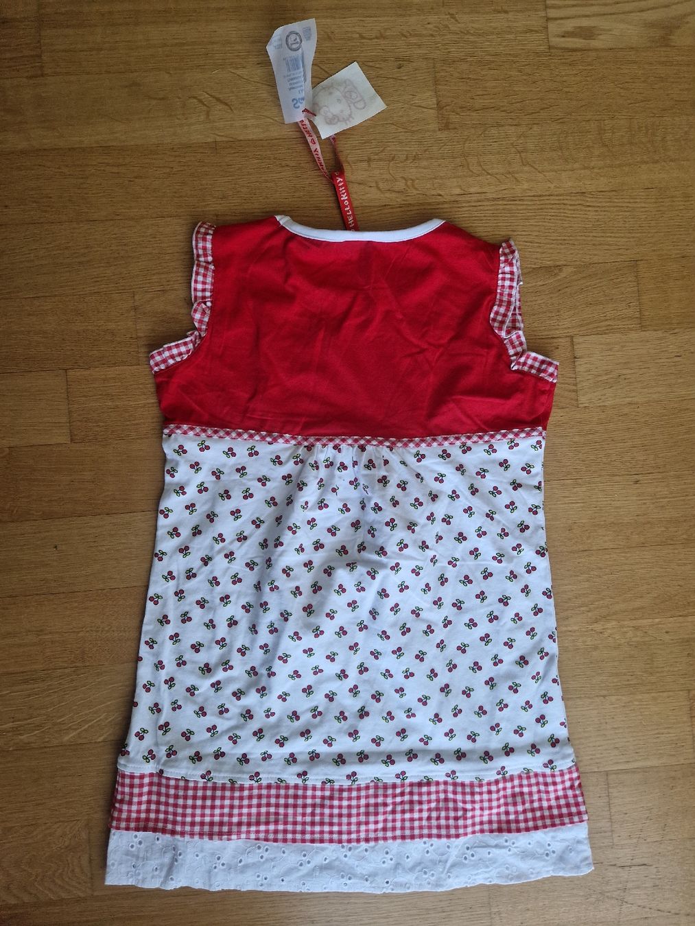 Vestiti & Gonne: Robe Hello Kitty taille 152 cm neuve – Nuovo e nell'imballaggio originale da Penthaz venduto da Sosotroc 1