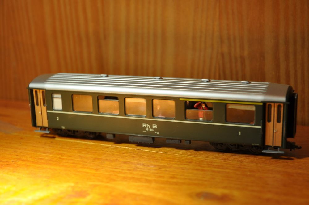 BEMO Lot 2 Wagons HOe - Wagon Voyageurs & Fourgon DR - Époque 2 - Vert - Occasion