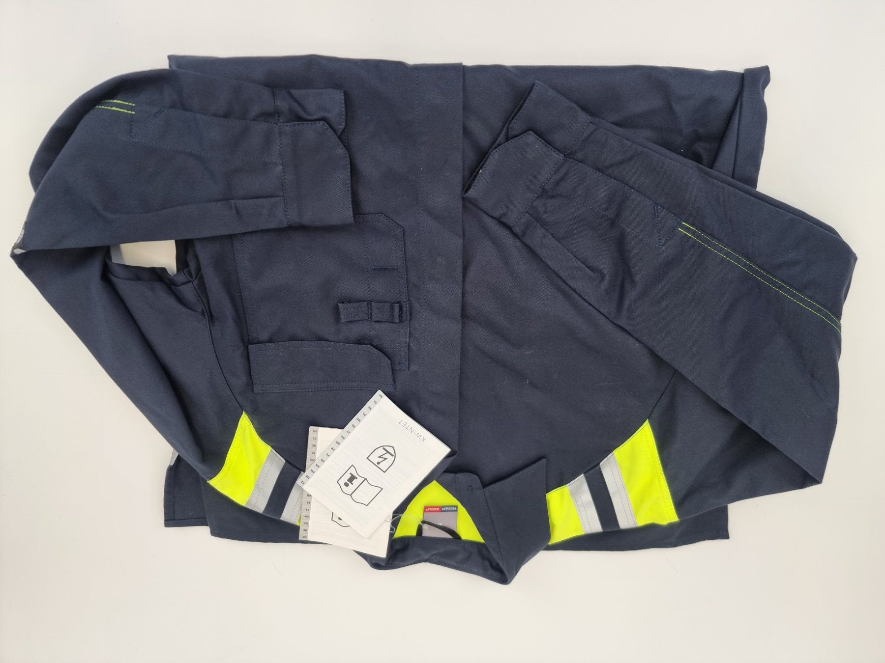 Vestes: Kansas Arbeitsjacke Gr. M – D'occasion à Urtenen-Schönbühl par Restwert_Schoenbuehl 1