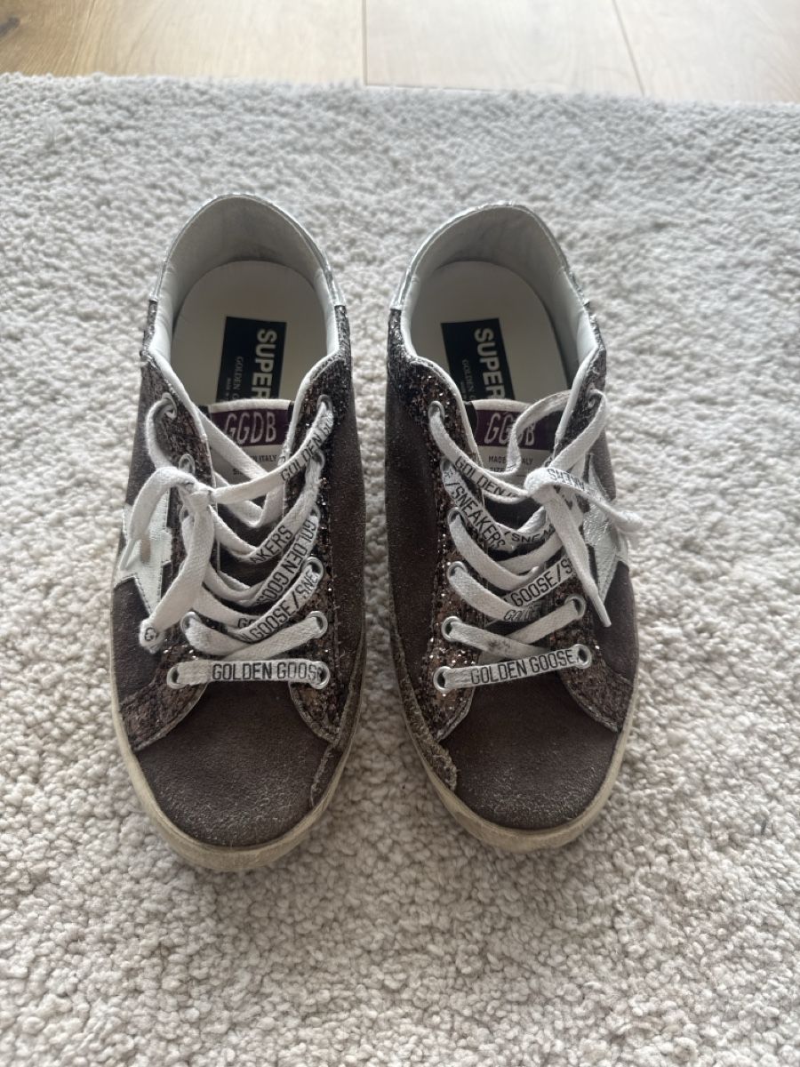 Golden Goose Scarpe da donna: Golden Goose Superstar – Nuovo (secondo la descrizione) da Zürich venduto da nikefaust