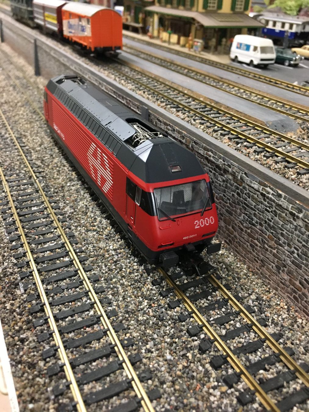 Roco Modellini di ferrovie: SBB Lok Re 460 Roco, analog – Usato da Windisch venduto da Kari51
