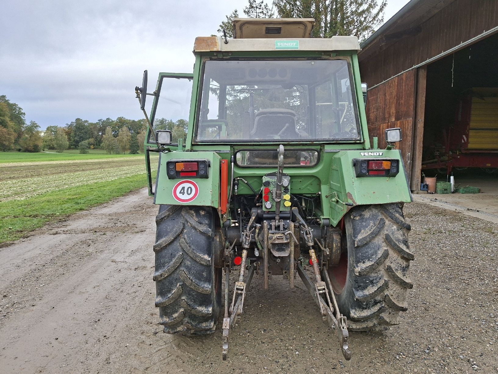 Fendt Trattori: Fendt 305  40 Kmh – Usato da Schlattingen venduto da Idi75 1
