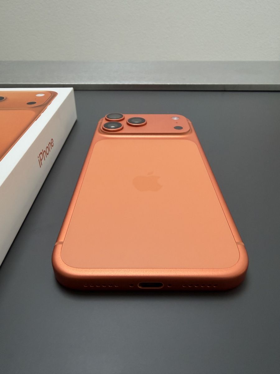 Apple Handys / Smartphones: iPhone 17 Pro Max 256 GB - Cosmic Orange – Neu (gemäss Beschreibung) aus Felben wellhausen von To.el 2