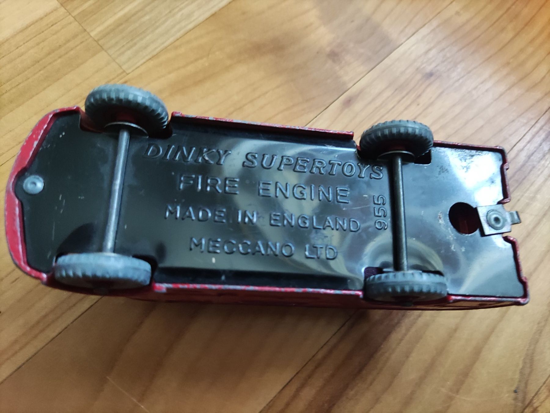 Dinky Toys Modellini d'auto: Dinky Supertoys Fire Engine 955 60er – Usato da Solothurn venduto da Csw1 4