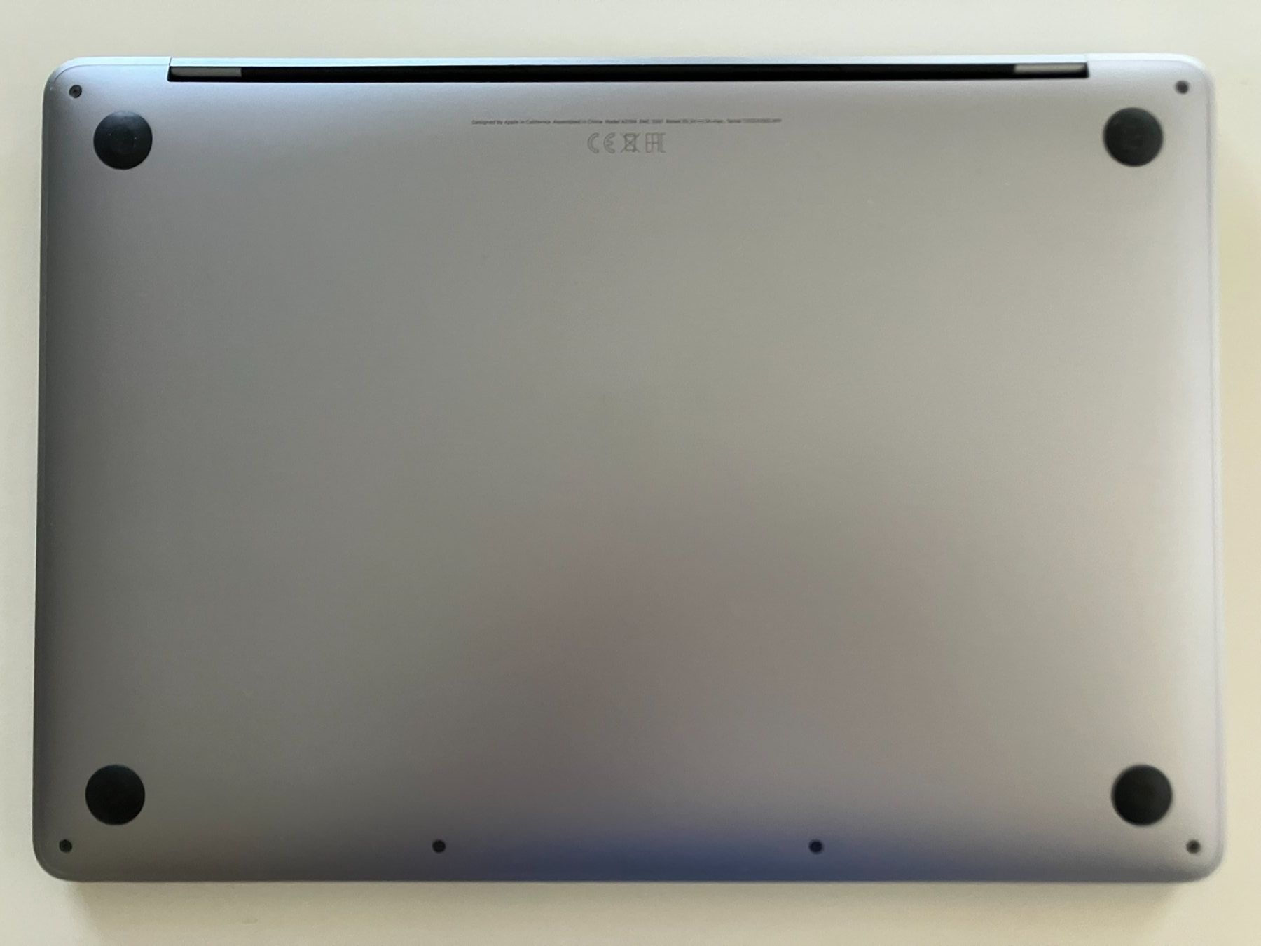 Apple Notebook: MacBook Pro 13" 2019 / 8GB / 128GB SSD / Touch Bar – Usato da Meisterschwanden venduto da Discus0 8