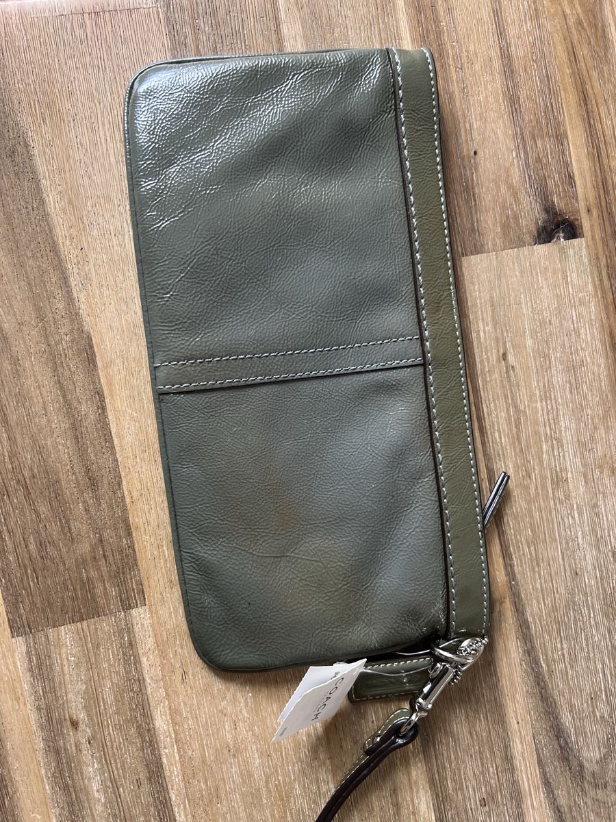 Coach Taschen für Damen: Coach Clutch Neu (defekt) – Defekt aus Triesen von bubita 6