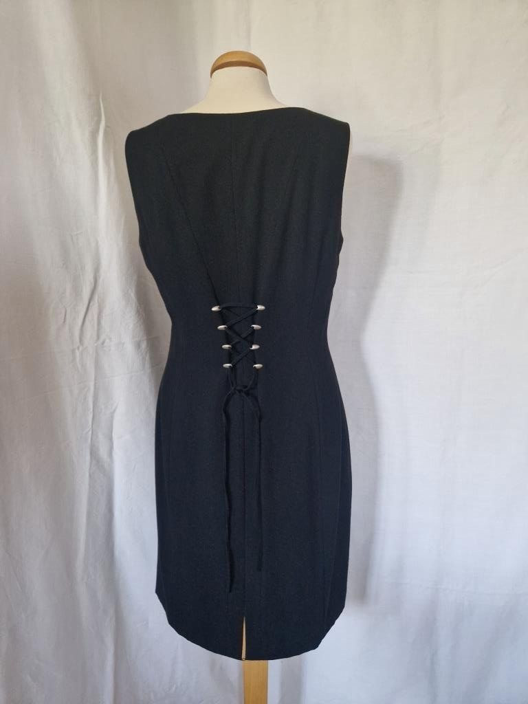 Vestiti: kleine Schwarze Kleid von Cartoon – Usato da Oberweningen venduto da shaw19 2