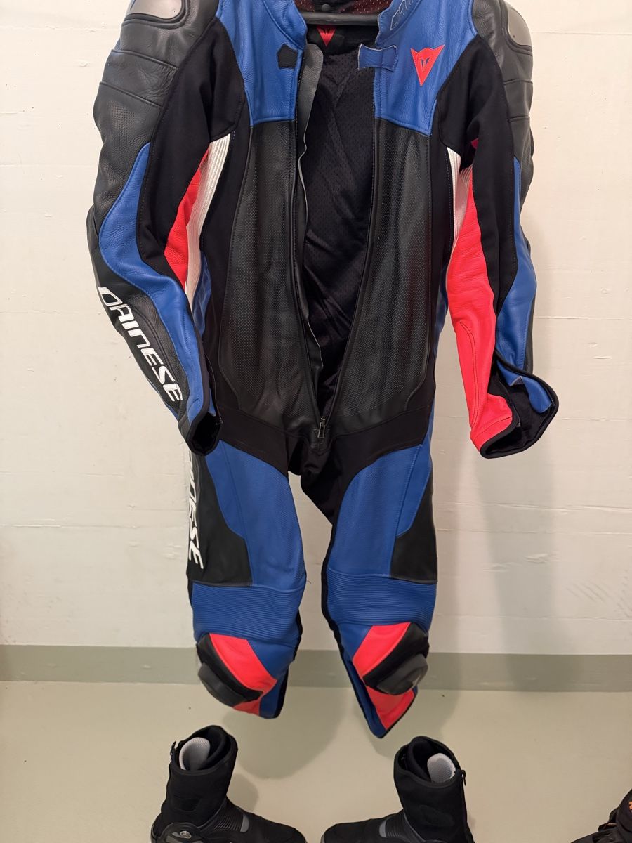 Dainese Lotti di vestiti: DAINESE motorrad Lederkombi set G50 – Usato da Aadorf venduto da Edisson08