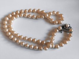 Faux Perlenkette hellrosa mit Schmuckverschluss 60 cm lang