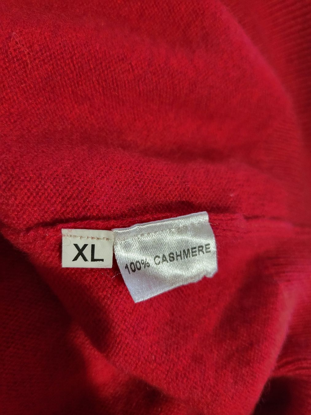 Gilet & Giacche: Pull sans manches Paris rouge cachemire XL – Usato da Niedergösgen venduto da Eva2410 5