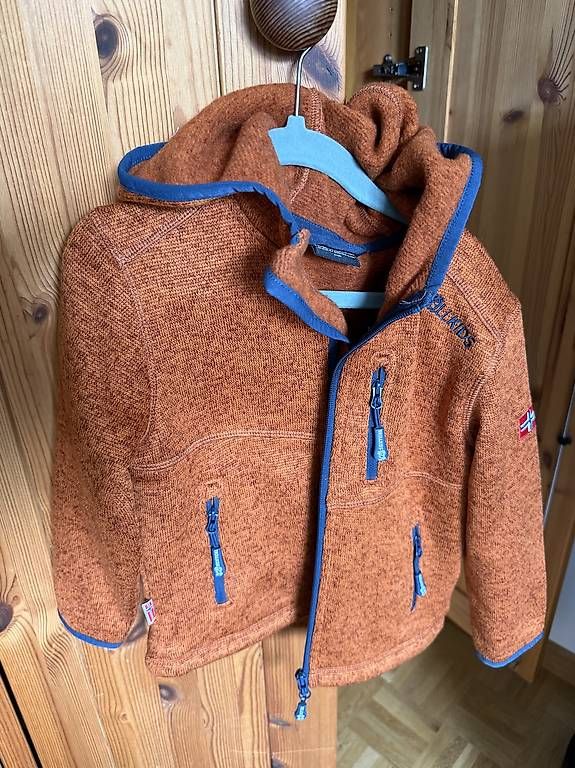 Giacche & Cappotti: Troll Kids Jacke Gr. 110 – Usato da Küsnacht ZH venduto da Leen