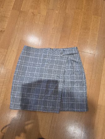 H&M Rock kariert grau Grösse 40 guter Zustand