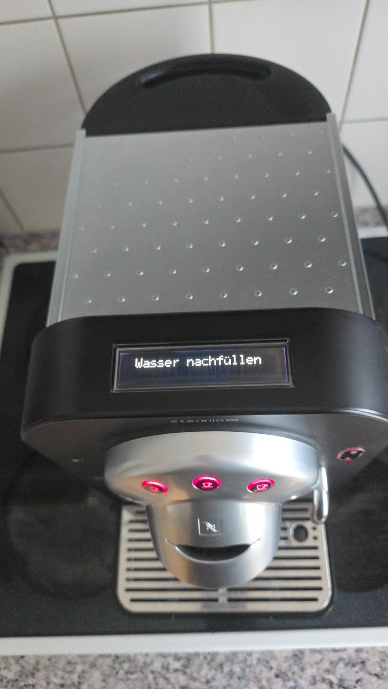 Nespresso Macchine per caffè & Macchine per espresso: Nespresso Gemini CS100 – Usato da Wallisellen venduto da theblacksheep 3