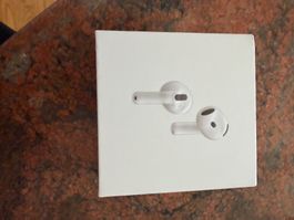 Airpods 4