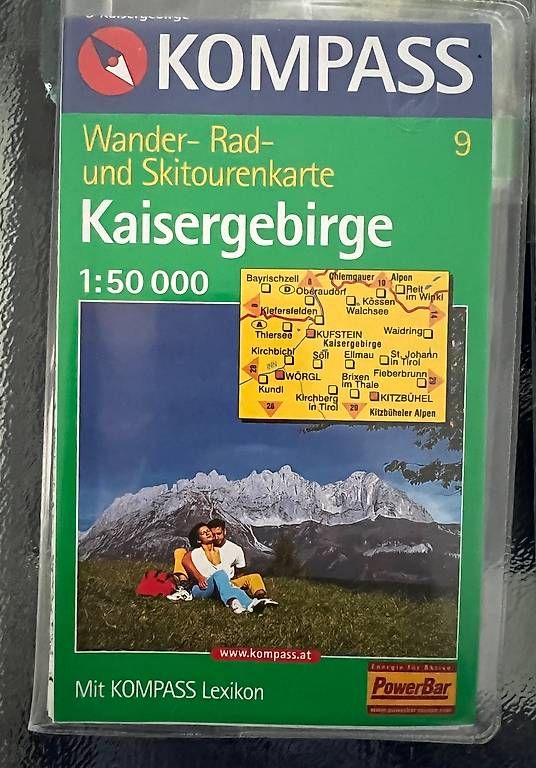 Cartine & Atlanti: Kompass Wanderkarten mit Aktiv Guide – Usato da Allschwil venduto da Hesch13 1