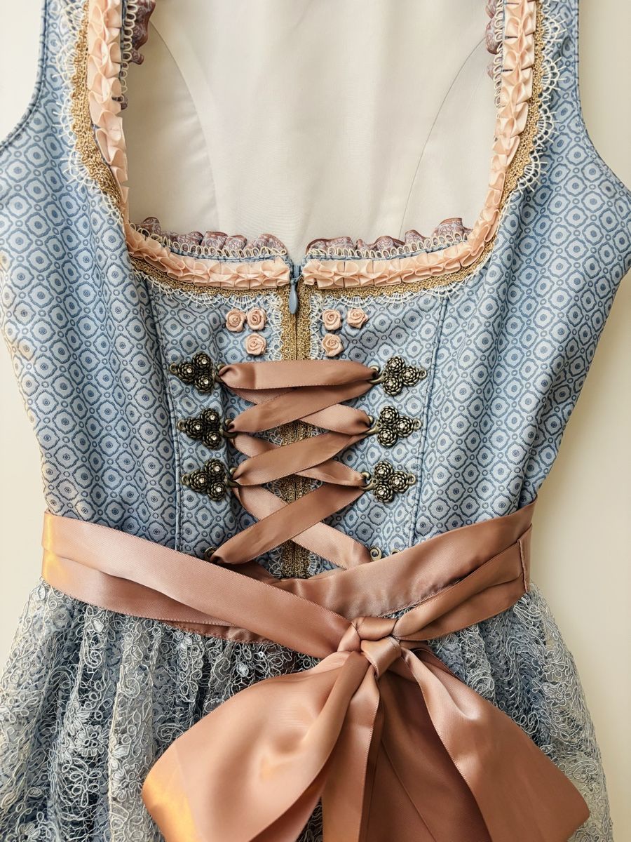 Krüger Robes: Krüger Dirndl neuwertig – Neuf (Voir description) à Zuzwil SG par denise.e 2