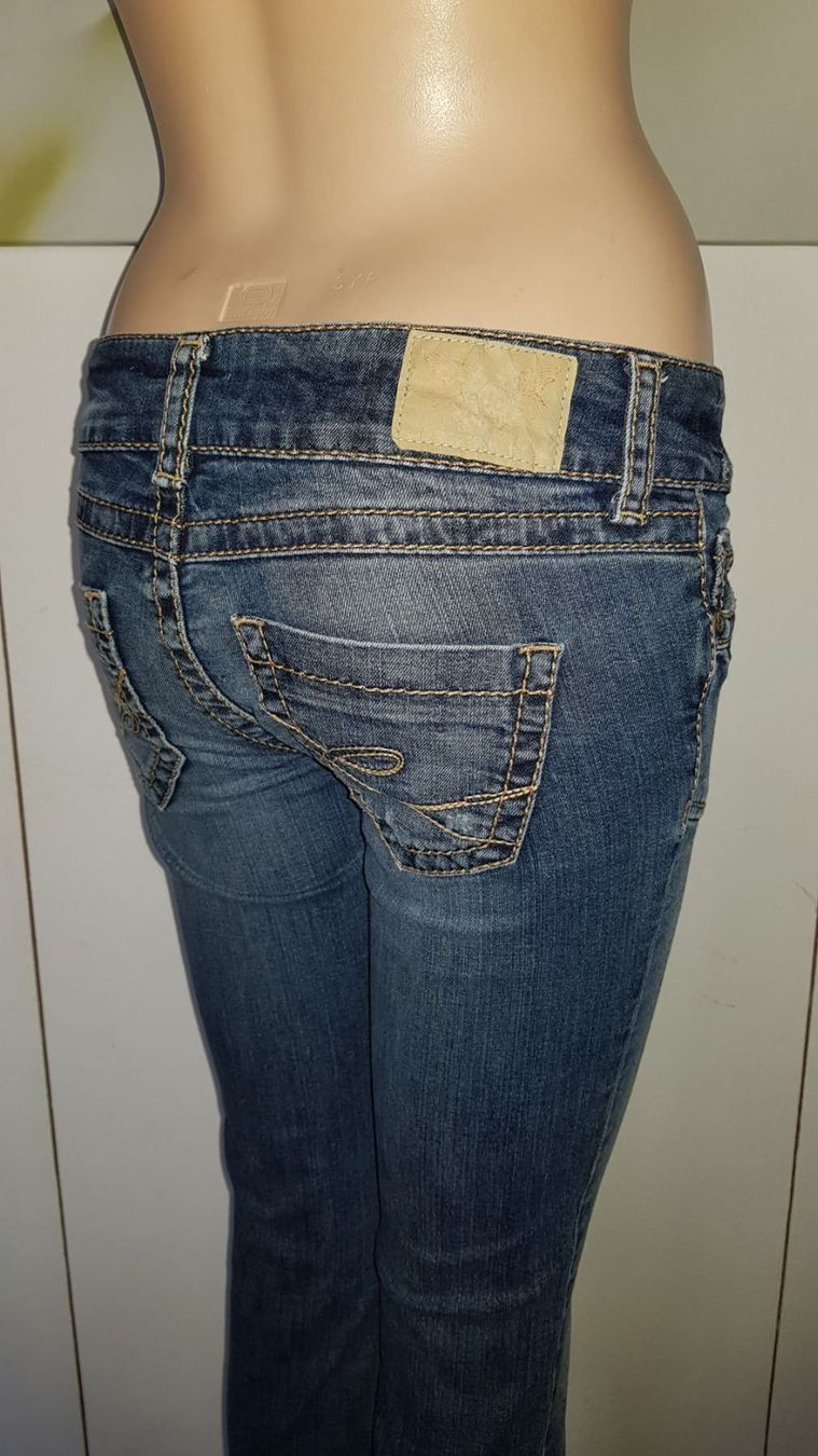 Esprit Jeans: Jeans ESPRIT taille 27 – Usato da Cossonay-ville venduto da Super-Price-Quality