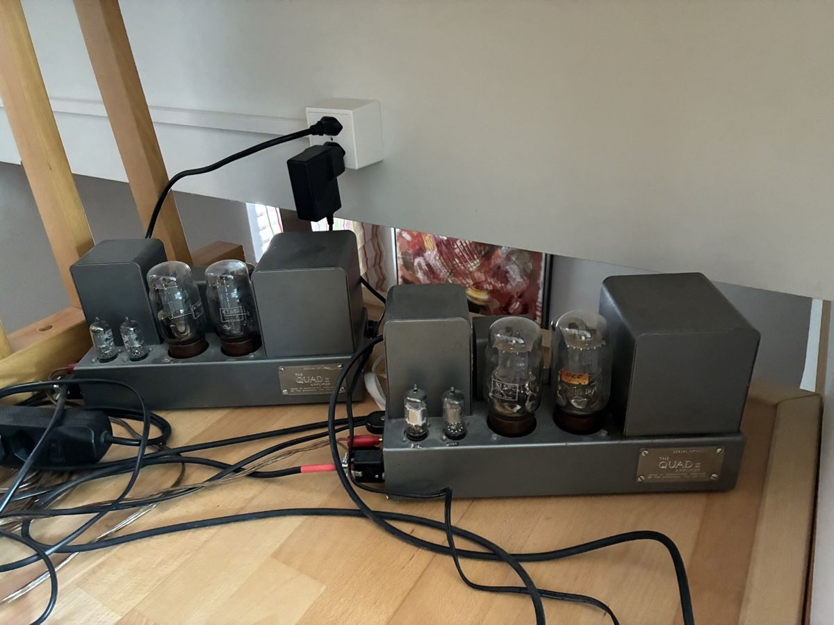 Quad Amplificatori: Quad 57 ampli à tubes – Difettoso da Vétroz venduto da Saraho