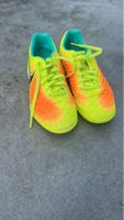 Neonfarbene Fussballschuhe - Grösse 34- Top für Kunstrasen!