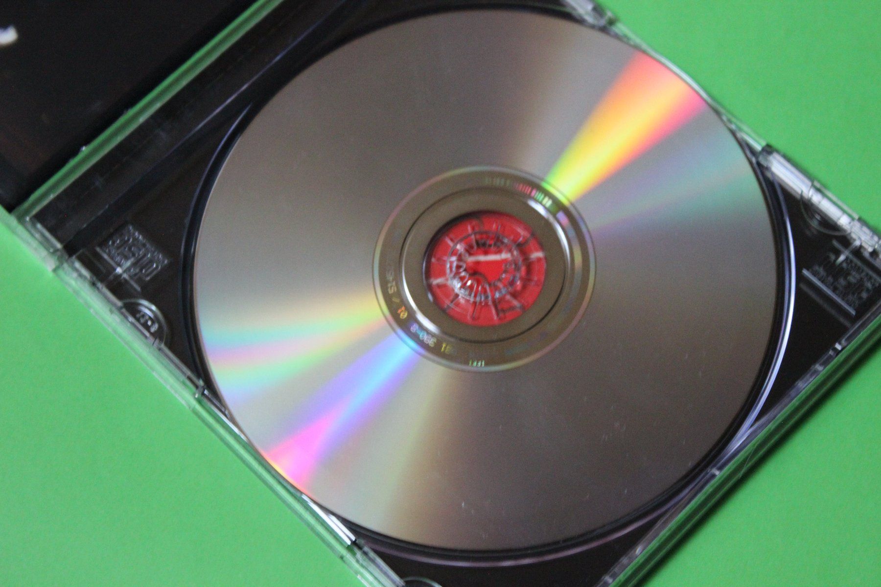 CD: STATUS QUO - RIFFS CD 2003 – Usato da Tübach venduto da JamesStone 4