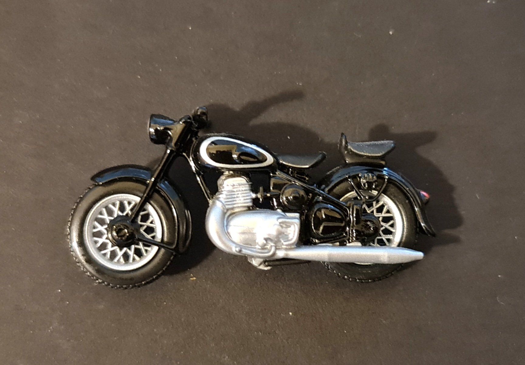 Schuco Kits de montage: Triumph Motorcycle Boss Schuco Piccolo Shell with Box – Neuf avec emballage d'origine à Meyrin par 126b 2
